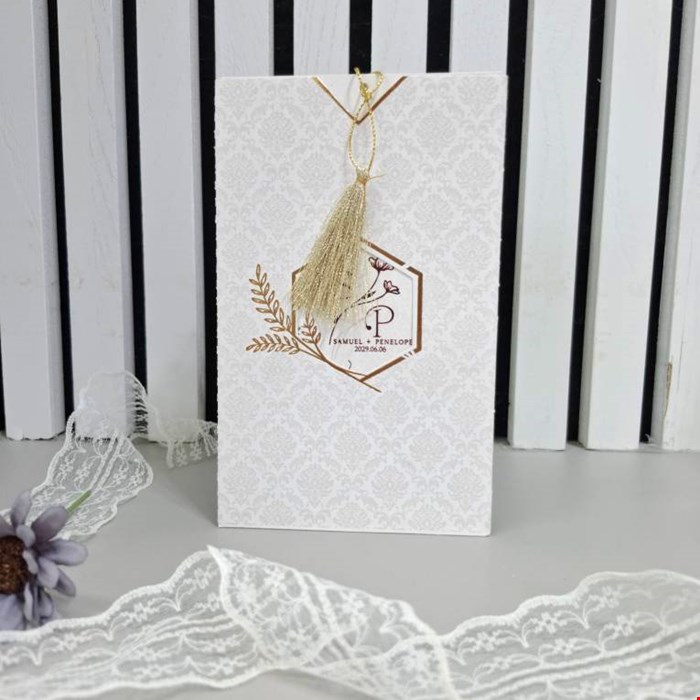 کارت عروسی منگوله دار