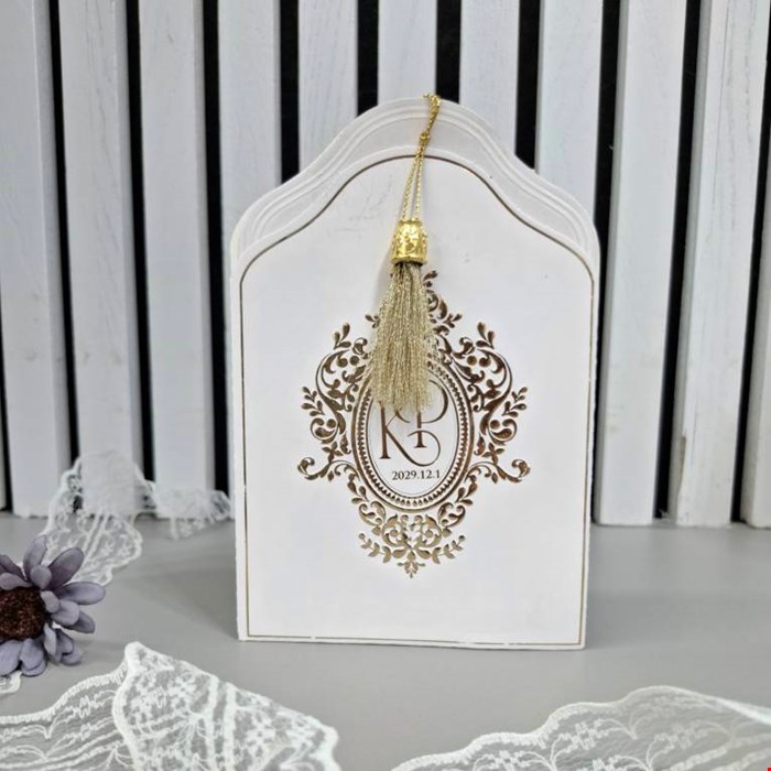 کارت عروسی منگوله دار